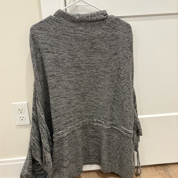 Lululemon Breeze Easy Wrap Cardigan Sweater - Picture 5 of 6